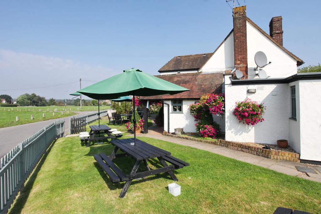 The Potters Arms Hotel Amersham Exterior photo