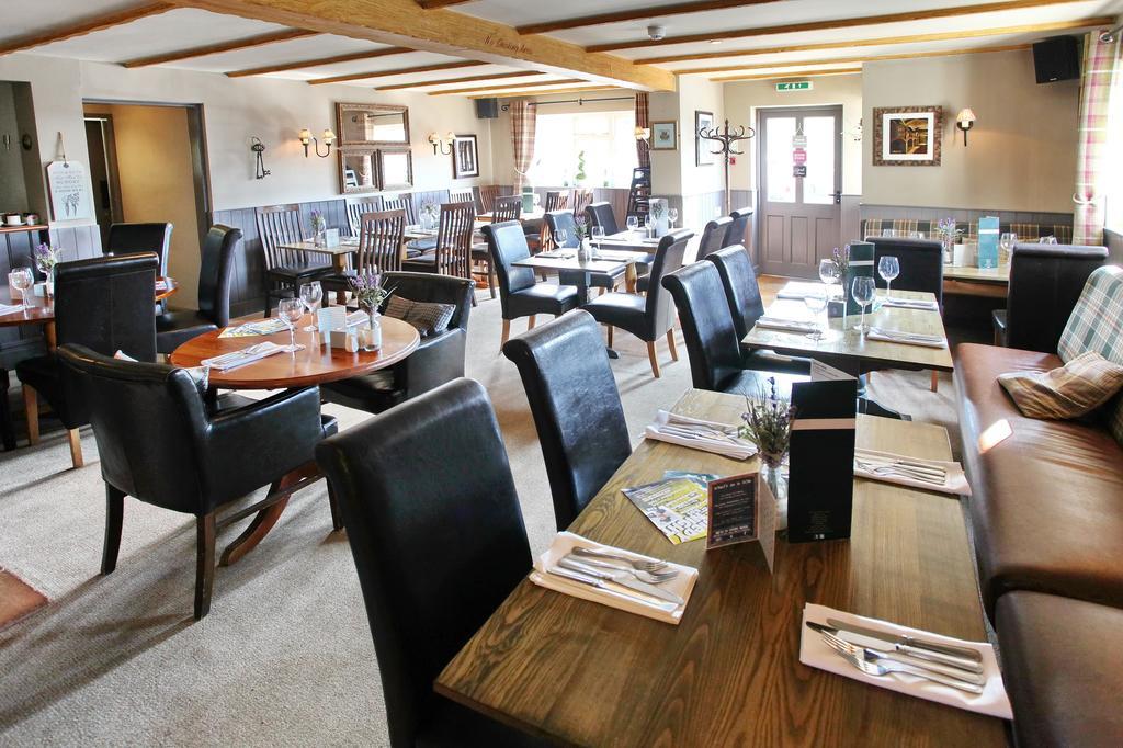 The Potters Arms Hotel Amersham Exterior photo